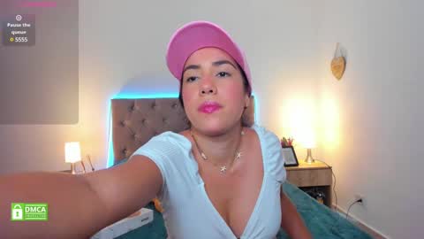 Snapshot of scarlett_00_ chatting on February 13, 10:43 pm Scarlett Evans online show from February 13, 10:43 pm