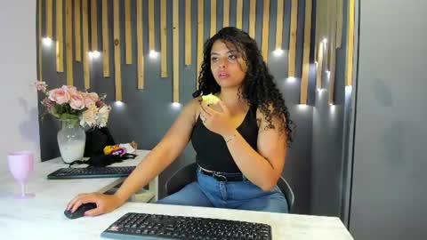Scarlett online show from June 15, 3:12 pm