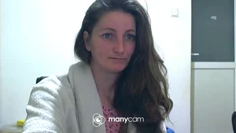 Snapshot of scarlett_queen01 chatting on March 8, 3:37 am scarlett_queen01 online show from March 8, 3:37 am