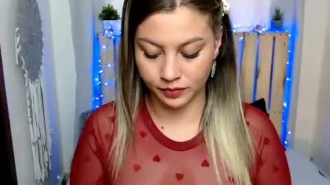 scarlettjoyy online show from December 1, 11:25 am