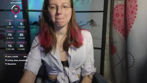 Scarlett online show from October 18, 1:47 pm