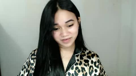 Snapshot of scarletvamp chatting on March 5, 10:23 pm scarletvamp online show from March 5, 10:23 pm