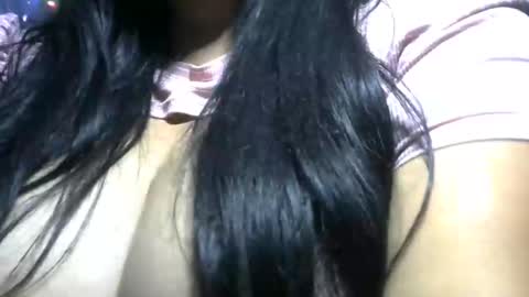 mai latina online show from February 10, 1:30 am