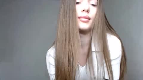 scratc_h online show from February 2, 6:40 pm