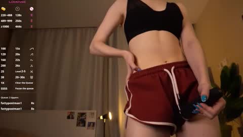 Brenda online show from October 24, 4:25 pm