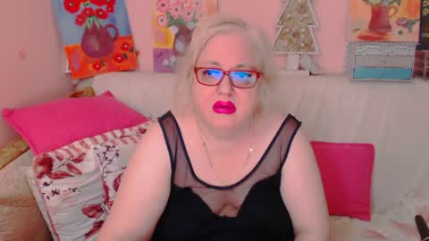 Alice online show from July 14, 7:40 pm