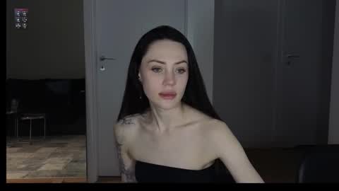 Sara online show from February 17, 9:25 pm