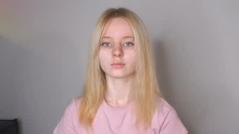 See Its honey bunny  im Lana online show from June 9, 4:39 pm