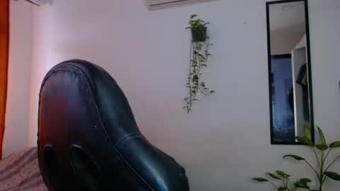 INDEPENDENT  model Instagram  selenevega08 online show from March 6, 2:18 pm