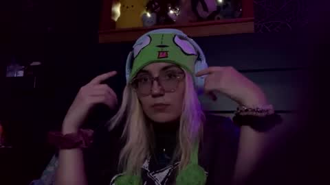 Selene online show from February 15, 7:39 pm