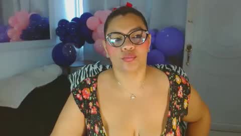 Selenna1 online show from March 5, 2:45 pm