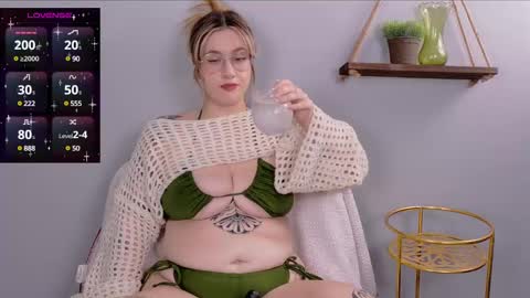 Selina Mae online show from December 5, 3:48 am