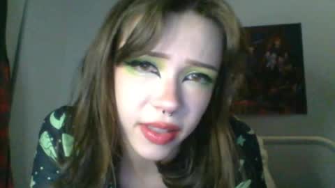 goddess esme  online show from January 19, 12:17 am