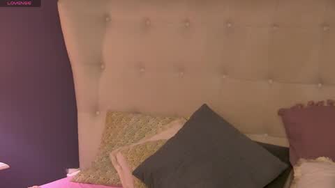 Seni bigtits bigboobs hard tits new anal ass hardcore bigass boobs bounce extreme online show from April 4, 8:29 pm