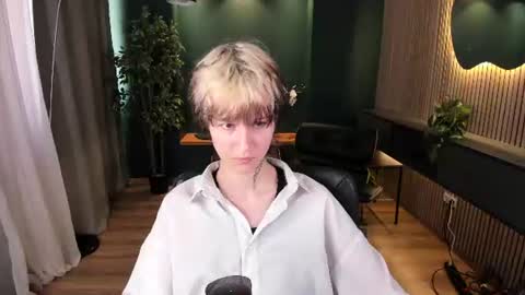 Shigo online show from August 2, 1:47 pm