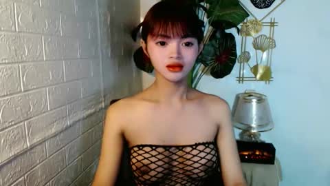 sensational_yeng online show from May 31, 5:02 am