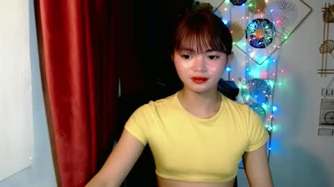 sensational_yeng online show from January 12, 7:52 pm