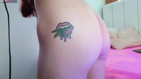 Sensual Kim77 online show from April 1, 1:41 pm