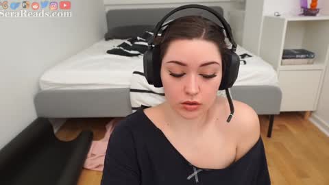 SeraReads online show from January 18, 12:45 pm