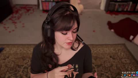 Snapshot of serareads chatting on February 2, 6:26 am SeraReads online show from February 2, 6:26 am