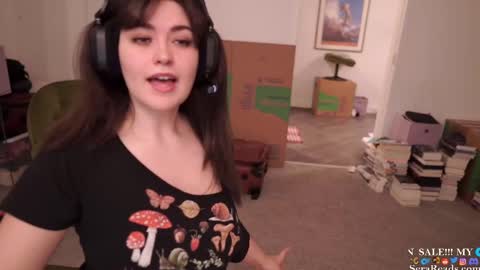 Snapshot of serareads chatting on February 23, 6:12 am SeraReads online show from February 23, 6:12 am