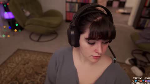 Snapshot of serareads chatting on January 12, 6:28 am SeraReads online show from January 12, 6:28 am