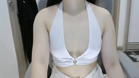 Lina online show from April 11, 7:45 am