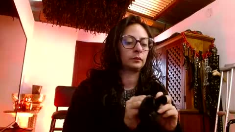 Serena Xyz online show from May 10, 2:08 pm