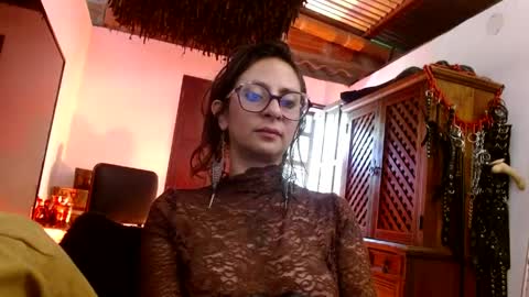 Serena Xyz online show from May 5, 6:44 pm
