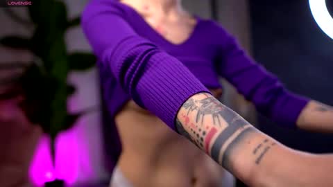 Serena online show from November 28, 11:35 am