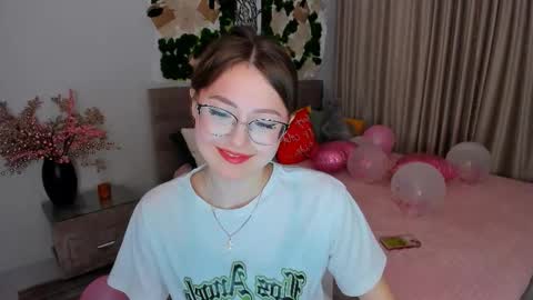 Ophelia online show from February 25, 4:57 pm