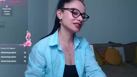 Snapshot of serenesophi chatting on February 11, 8:20 pm SereneSophi online show from February 11, 8:20 pm