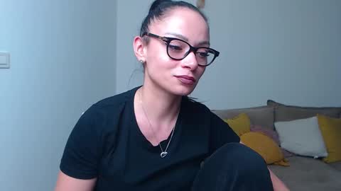 Snapshot of serenesophi chatting on March 10, 7:18 pm SereneSophi online show from March 10, 7:18 pm