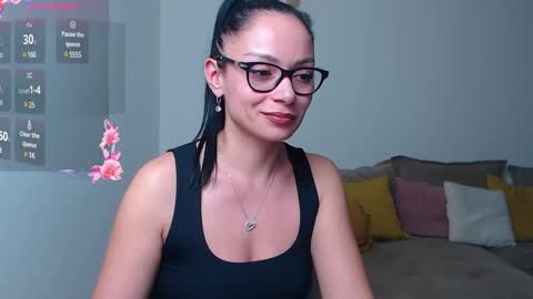 Snapshot of serenesophi chatting on January 25, 7:38 pm SereneSophi online show from January 25, 7:38 pm