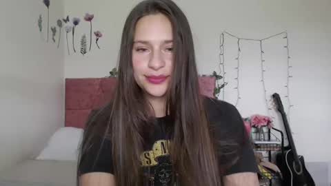 serenity_crystal online show from January 2, 6:56 pm