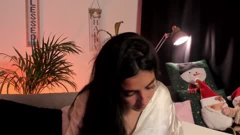 Snapshot of serenity_day chatting on December 10, 11:19 pm Serenity online show from December 10, 11:19 pm