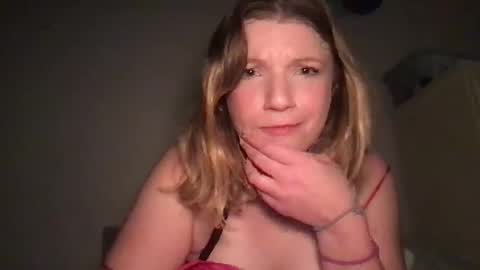 Snapshot of seturselfonfyre chatting on September 23, 6:44 am seturselfonfyre online show from September 23, 6:44 am