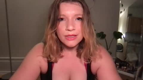 Snapshot of seturselfonfyre chatting on September 30, 3:45 am seturselfonfyre online show from September 30, 3:45 am