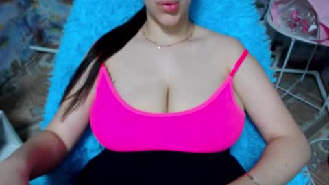 seu_cute online show from November 17, 3:35 pm