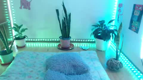 samy online show from May 13, 1:44 am