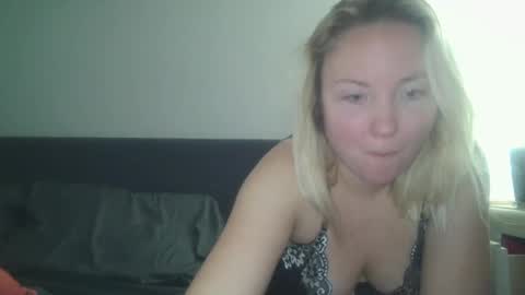 Rose online show from February 2, 6:37 am