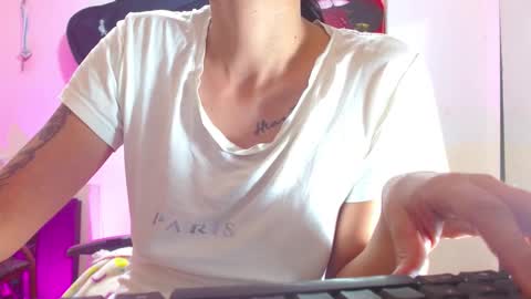 sexmilkdirty online show from March 9, 3:11 am