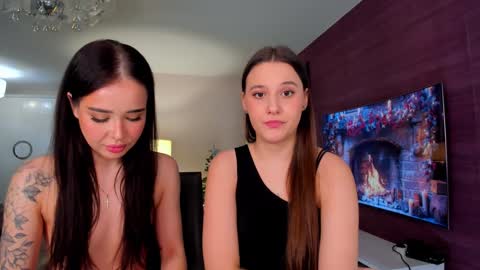 Hannah Monica Annie Andrea Eva Lina Linda online show from December 13, 7:53 pm