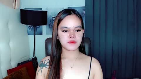 sexxxy_caroline online show from February 15, 8:33 am