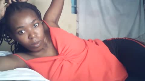 sexxy_curvy23 online show from July 5, 3:57 am