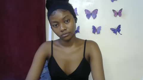 vicky online show from May 3, 6:33 pm