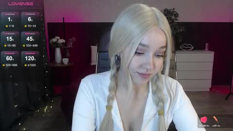 Alexia online show from November 8, 7:19 pm