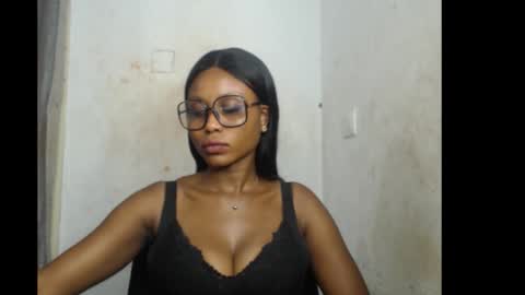 Sexy blackgirl2 online show from December 2, 8:00 pm