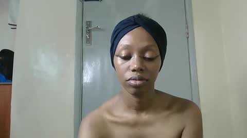 sexy_banny4 online show from May 6, 8:46 pm