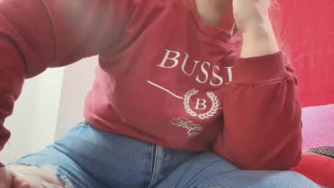 karla           instagram  online show from October 3, 2:38 am